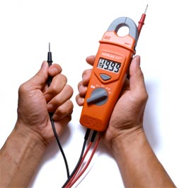 Клещи электроизмерительные APPA A8